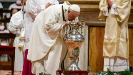 A Ferenc pápa vezette misével megkezdődött a húsvéti három nap (VIDEÓ)