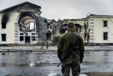 Zelenszkij: minden nap visszavonulásra kényszerítik az ukrán csapatokat