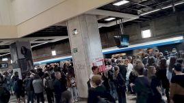 Incidens a bukaresti metróállomáson – egy szerelvényből evakuálták az utasokat