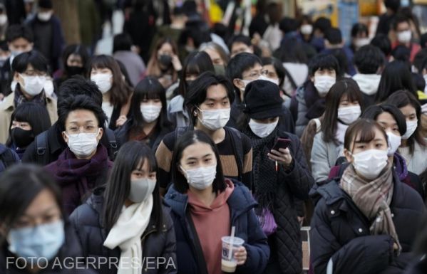 Japán vasárnap éjféltől nem ad vízumot külföldieknek az új vírustörzs felbukkanása miatt