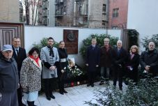 Emléktáblát avattak Karády Katalin tiszteletére New Yorkban