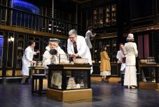 „Lelket simogató” klasszikus vígjátékkal ünnepli a magyar kultúra napját az Északi Színház