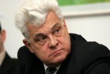 Tanulmány- és esszékötettel emlékeznek Kötő József színháztörténészre, oktatási szakpolitikusra