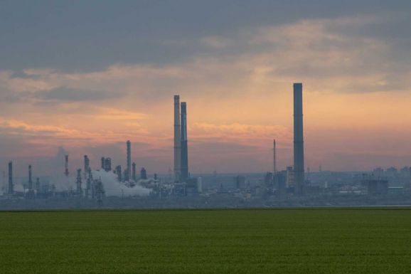 Beperelte az EB Romániát a légszennyezésre vonatkozó uniós irányelvek megszegése miatt