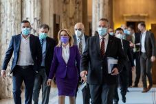 Megjött az uniós pénz, de a kormány adós az elköltést szabályozó rendelettel