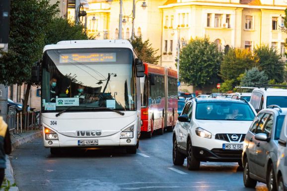 Bebizonyosodott, hogy nagy igény van Marosvásárhelyen az iskolabuszokra