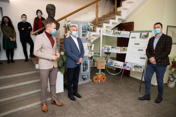 Zöld Péntek: a Kovászna Megyei Tanács alkalmazottai már 1220 km-et tettek meg autó nélkül