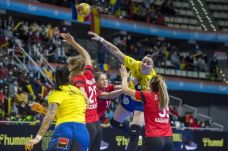 Női kézilabda-vb: újabb fölényes győzelmet arattak a román lányok