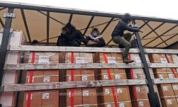 Meglepődött a sofőr, hogy menekültek bújtak meg a raktérben