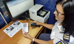 Fél nap alatt hárman próbálták hamis Covid-igazolvánnyal elkerülni a karantént a reptéren