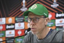 Távozik Peter Stöger a Ferencváros vezetőedzői posztjáról
