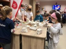 A magyarok kenyeréből laknak jól az éhezők