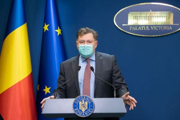 A szerdai kormányülésen ismerteti a Covid-igazolvány törvénytervezetét a szakminiszter