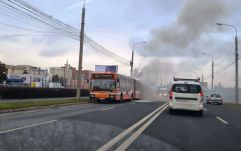 Kigyulladt egy autóbusz Nagyszebenben, senki nem sérült meg