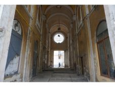 Nagyvárad: megkezdődhet a Bazár elhanyagolt Madách-átjárójának a felújítása