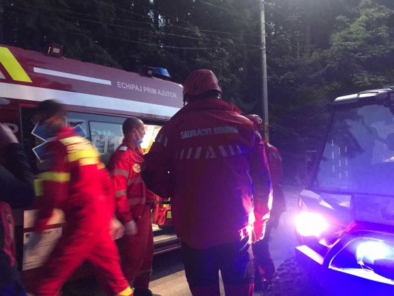 Nyolc hónapos babával ragadt a Csalhó-hegységben egy pár