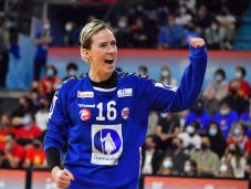 Női kézi-vb: aranyérmesek a káprázatos második félidőt produkáló  norvégok