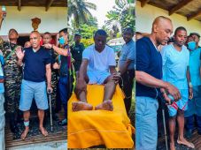 Lezuhant a helikoptere, 12 órát úszott a tengerben a miniszter