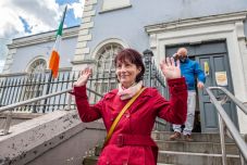 Rácsok mögött tölti a karácsonyt a maszkviselési rendelkezéseket megszegő ír nő