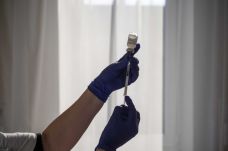 Huszonötezren oltatták be magukat az elmúlt 24 órában