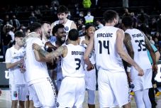 Férfi kosár BL: 18 pontos hátrányt ledolgozva nyerte meg a csoportot a Kolozsvári U-BT