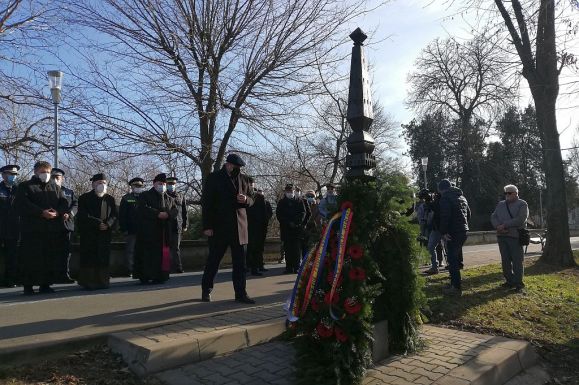 A forradalom egyetlen magyarországi áldozatára emlékeztek Aradon