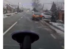 Ezúttal egy személygépkocsi részeg sofőrje hozta a frászt az autósokra Bihar megyében