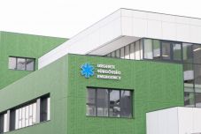 Cseke Attila: szervezettebb és költséghatékonyabb lesz a betegellátás Nagyváradon