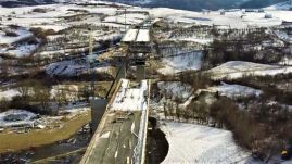 Jövő ilyenkor már közlekedni lehet a Nagyszeben-Pitești autópályán