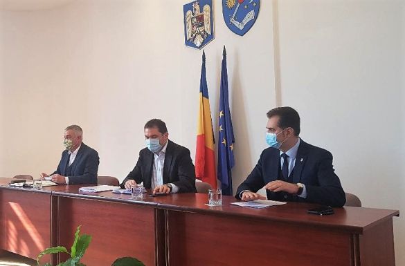 Cseke Attila Sepsiszentgyörgyön – felszámolná a központosítást a kormány „reformminisztere”