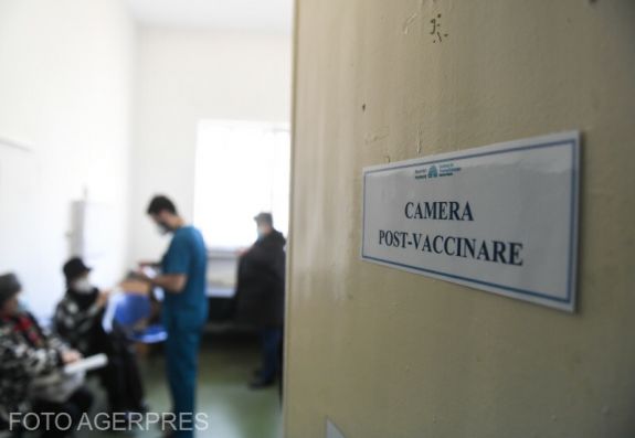 Egészségügyi államtitkár: a háziorvosoknál lehet jelenteni az oltás után tapasztalt mellékhatásokat