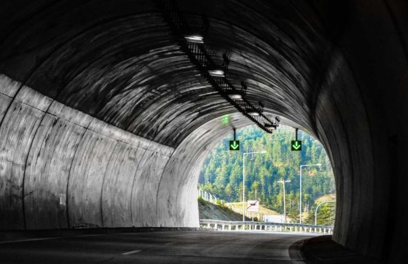 A Szilágy megyei Meszes-hegységben épül az ország leghosszabb közúti alagútja  