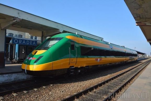 Ígéret: négy év múlva 100 km/h-val közlekednek a vonatok Kolozsvár és Nagyvárad között