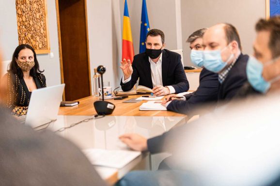 A kötelezettségszegési eljárásokról tárgyalt Tánczos Barna az EB képviselőjével