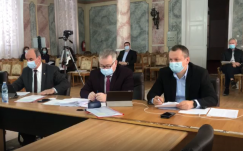 Megszavazták: 60-ról 100 lejre emelik a szociális és tanulmányi ösztöndíjat Zilahon