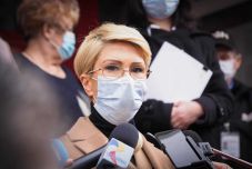 Két év alatt 5 millió nyugdíjat számolna újra a kormány