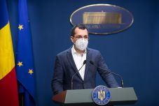 Miniszter: a tavalyinál több pénzt kapott idén az egészségügy, de nem eleget