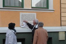 Emléktábla-állítással emlékeztek Nagyváradon a kommunizmus áldozataira