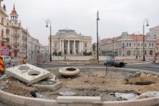 Nem sikerül időre befejezni a nagyváradi Bémer tér felújítását