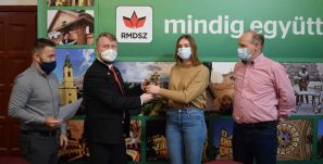 Nagyszalontai női labdarúgó kapta idén a Bihar megye legjobbjának járó Bodola Gyula-díjat