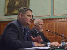 SZNT: a legfelsőbb bíróság érvénytelenítette a Dabis Attilát kitiltó iratot