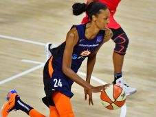 Kétszeres WNBA-bajnokot igazolt a Szekszárd