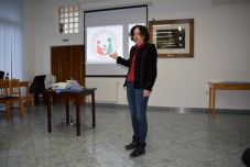 Iskolanyitás: a pohár tele felére koncentrál a magyar szülők képviselője