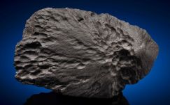 Űrkőzeteket bocsát árverésre a Christie's