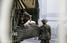 A hadsereg átvette a hatalmat Mianmarban, őrizetbe vettek több vezetőt