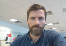 Nemi erőszak miatt letartóztattak Bukarestben egy színészt