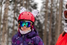 Pörgős a síszezon Hargitafürdőn, még Galacról is érkeznek turisták