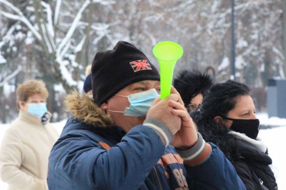 Utcára vonultak Háromszéken is a fizetésükkel elégedetlen egészségügyi alkalmazottak