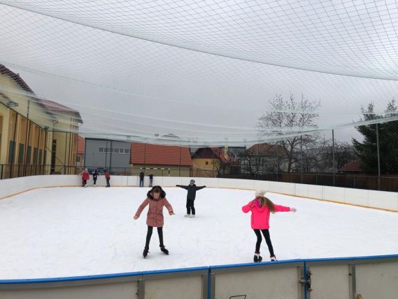Korondon korcsolyáznak az udvarhelyiek is