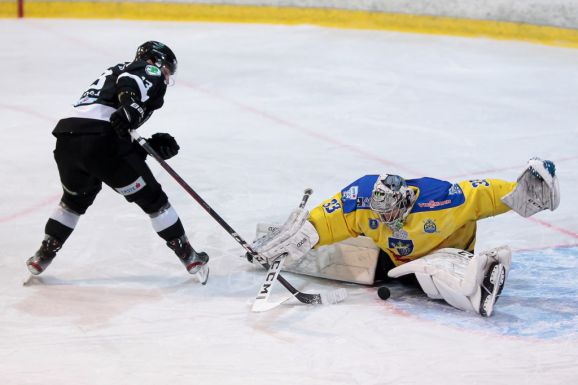 Erste Liga: sima siker, drámai győzelem és fájó vereség